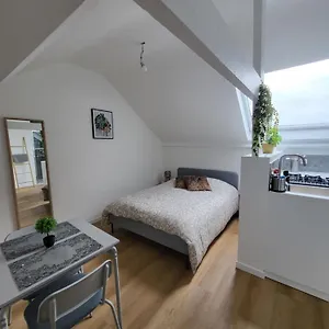 Charmante Maison Idéalement Située , Etterbeek Bélgica